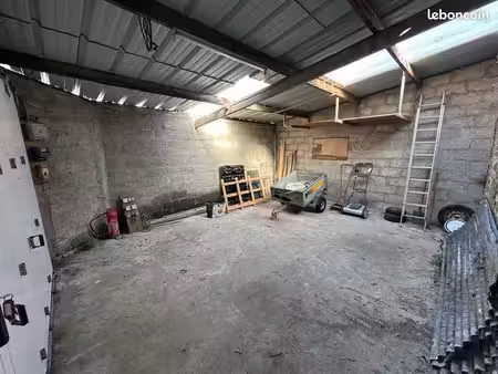 garage 30 m2 centre brest + compteur électrique