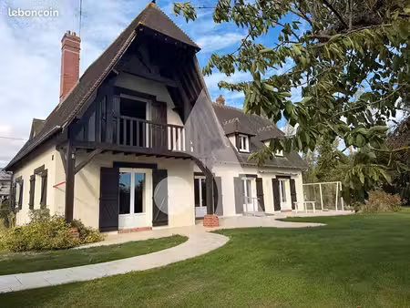 maison 7 pièces 162 m²
