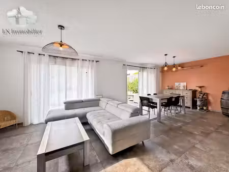 maison 7 pièces 97 m²