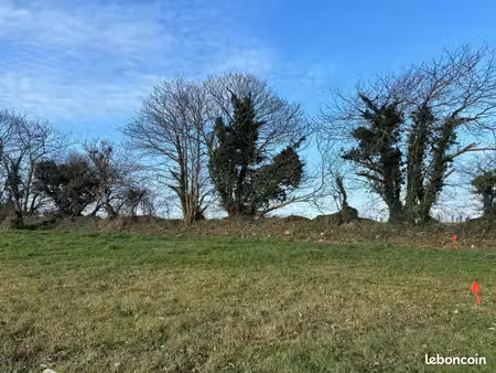terrain 319 m² plouneventer