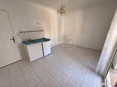studio 1 pièce 16 m²