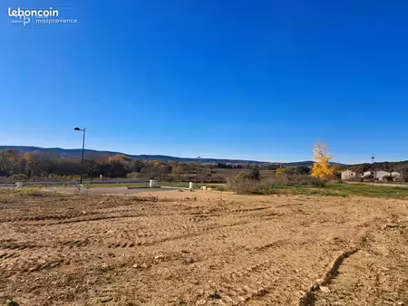 terrain à bâtir de 491 m² à laudun-l'ardoise (30)