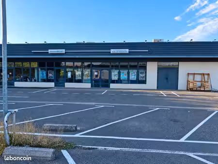 local commercial  bureau  cabinet medical