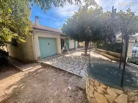 villa 4 pièces 82 m²