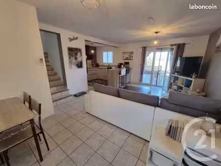 maison 4 pièces 80 m²