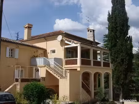 maison 320 m2