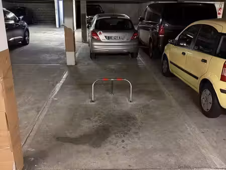 place de parking caudéran centre