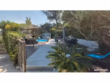 maison collines nimes