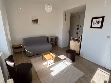 studio meublé centre ville 23m2