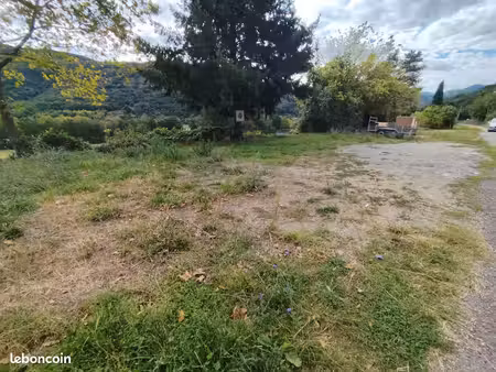 loue terrain nu