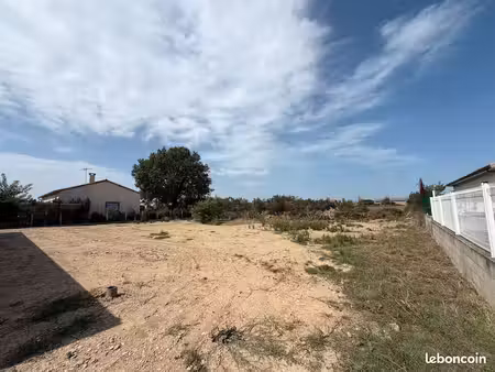 terrain 853 m2 viabilisé