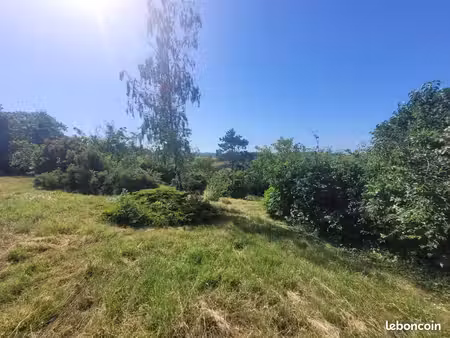 terrain 900 m² mons