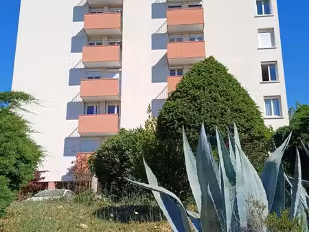 appartement . 3 pièces . 77 m2