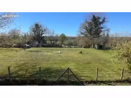 terrain constructible 723m2