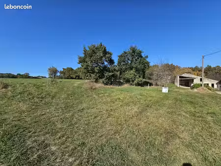 terrain à bâtir de 890 m² à sadirac (33)