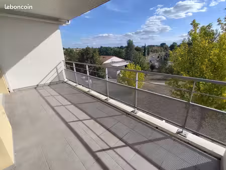 appartement t3 64m² avec terrasse