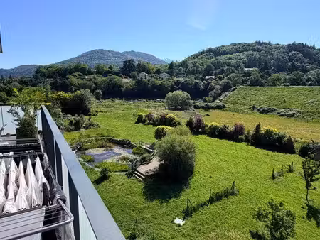 appartement récent 3 pièces avec grande terrasse  vue dégagée eybens