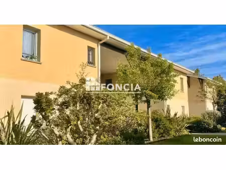 achat immobilier appartement deux pièces sur la commune de saint-quentin-de-baron