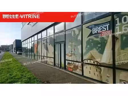 bureaux 300 m²