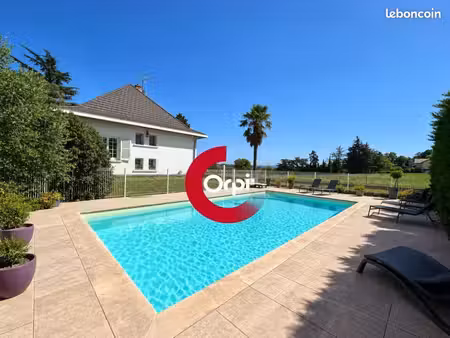 villa 5 pièces 149 m²