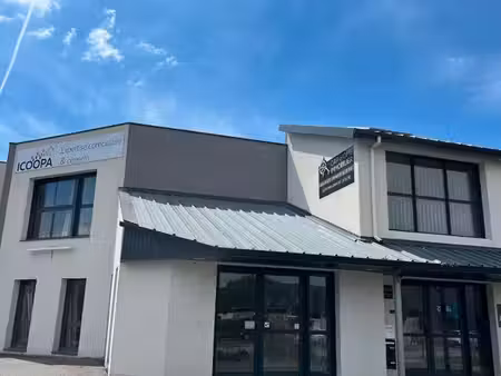 local commercial 147 m² mellac