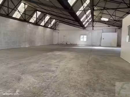 local 1475 m² pontcharra