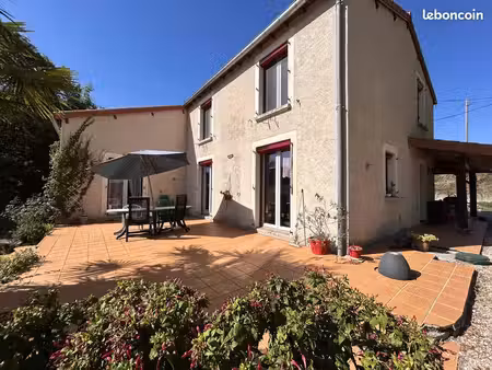 maison 7 pièces 165 m²