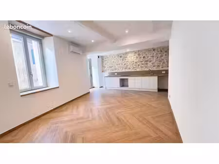 appartement 3 pièces 54 m²