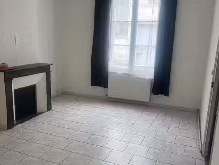 à louer maison de ville
