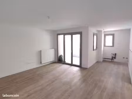 appartement t2 libre à bordeaux