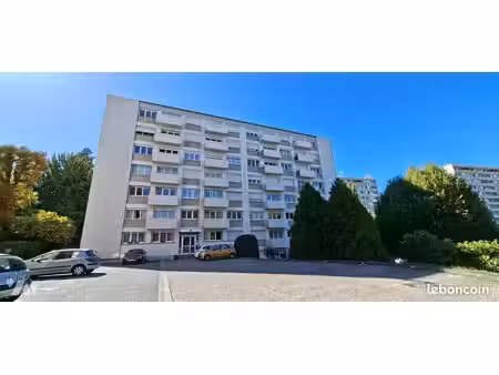 appartement 5 pièces 85 m²