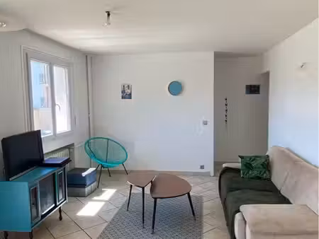 rentabilité 7% net - appartement 52 m2 - loué 670 - balcon