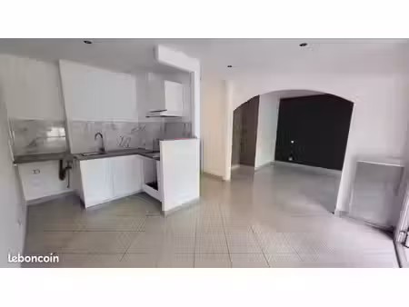 ​charmant 3 pièces de 62 m² proche du lac