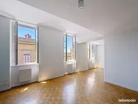 appartement 2 pièces 61 m²