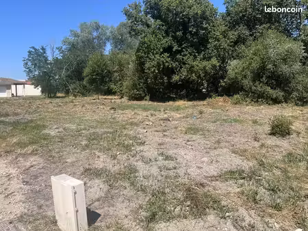 terrain à bâtir de 725 m² à soulac-sur-mer (33)
