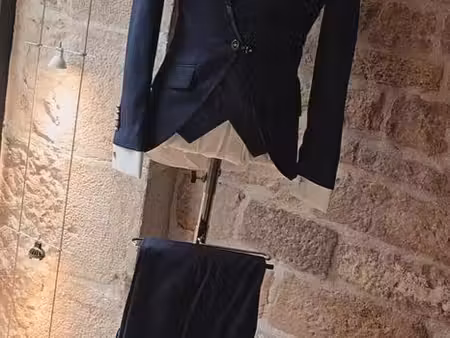 fond de commerce costume robe de mariée