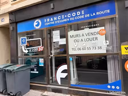 local commercial 59m2
