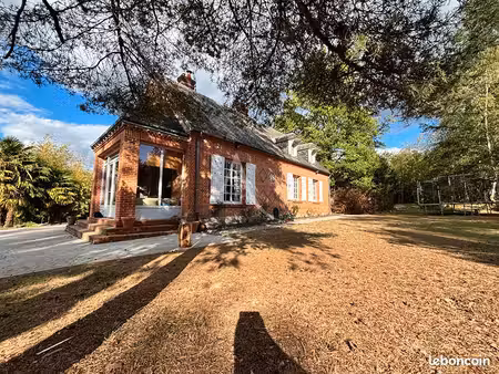 propriété 10 pièces 281 m²