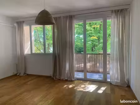 appartement f4 69 m² – 3 chambres – terrasse – montpellier lepic