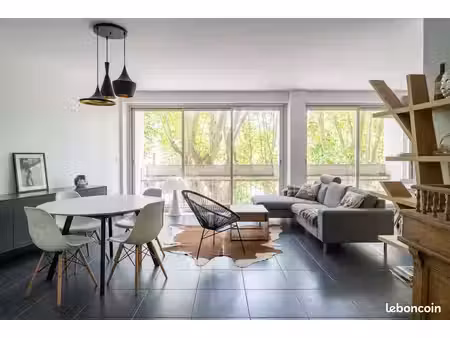 appartement 3 pièces 84 m²