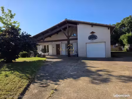 maison 6 pièces 131 m²
