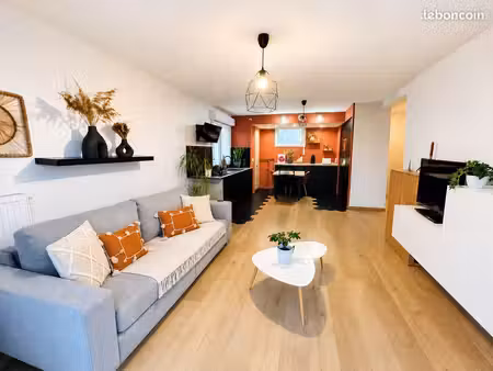 appartement t3 69 m² / climatisé / résidence 2017 / parking souterrain / balcon / gradigna