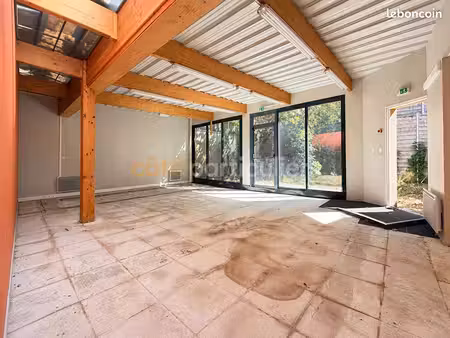 immeuble 3 pièces 98 m²