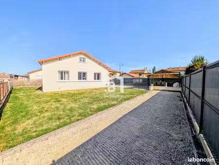 maison 4 pièces 77 m²
