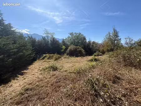 terrain st ismier