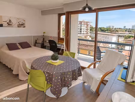studio 1 pièce 25 m²