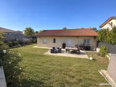 maison 2016 de plain-pied - 3 chambres - garage - terrasse