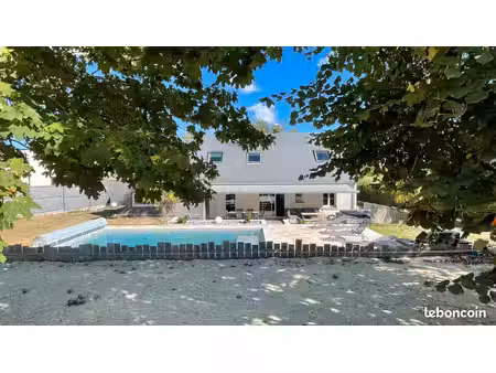 chalet 6 pièces 139 m²