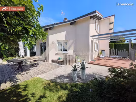 maison 4 pièces 102 m²