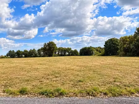 terrain à bâtir de 383 m² à joue-sur-erdre (44)